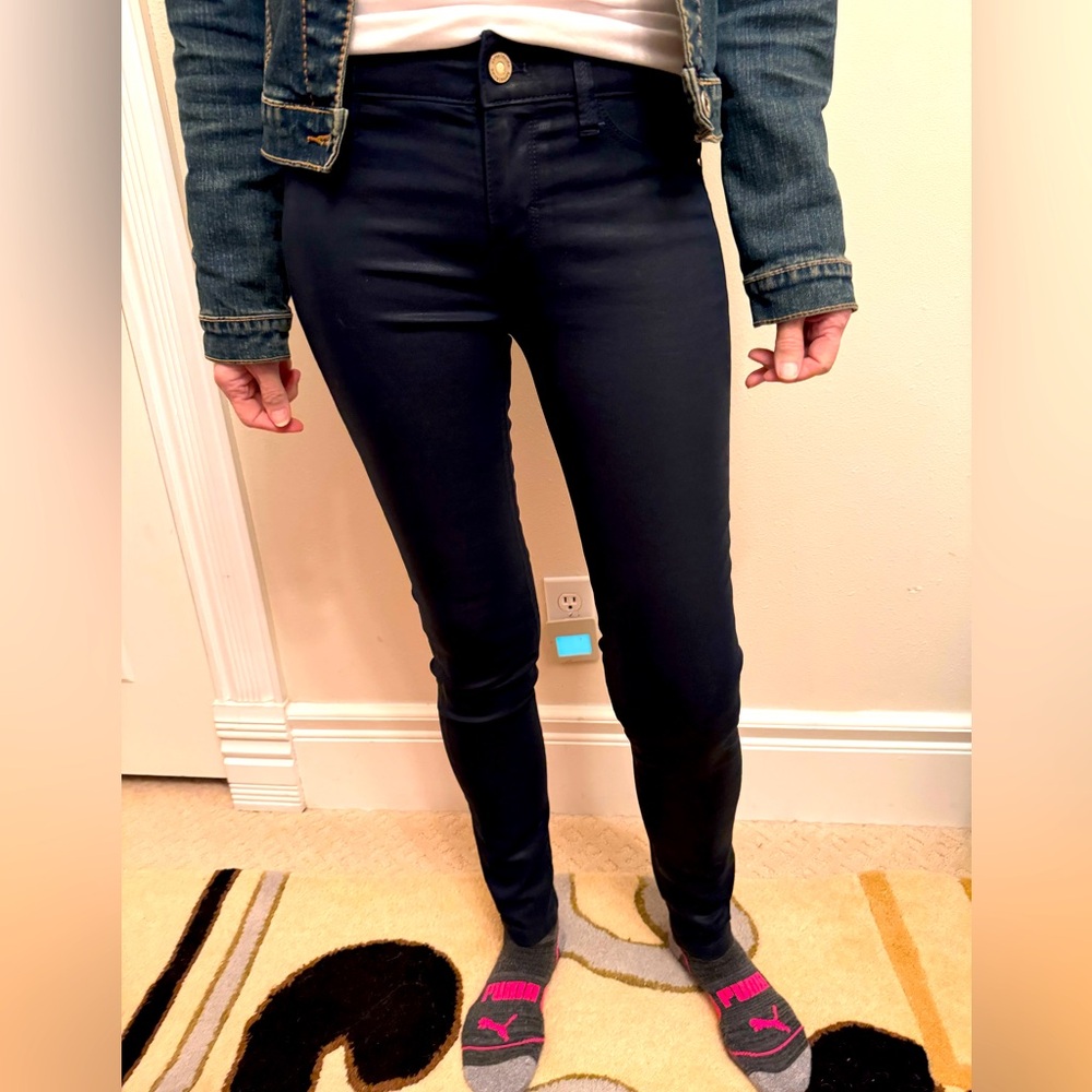 WHBM Mid-Rise Skinny Jeans Dark Wash